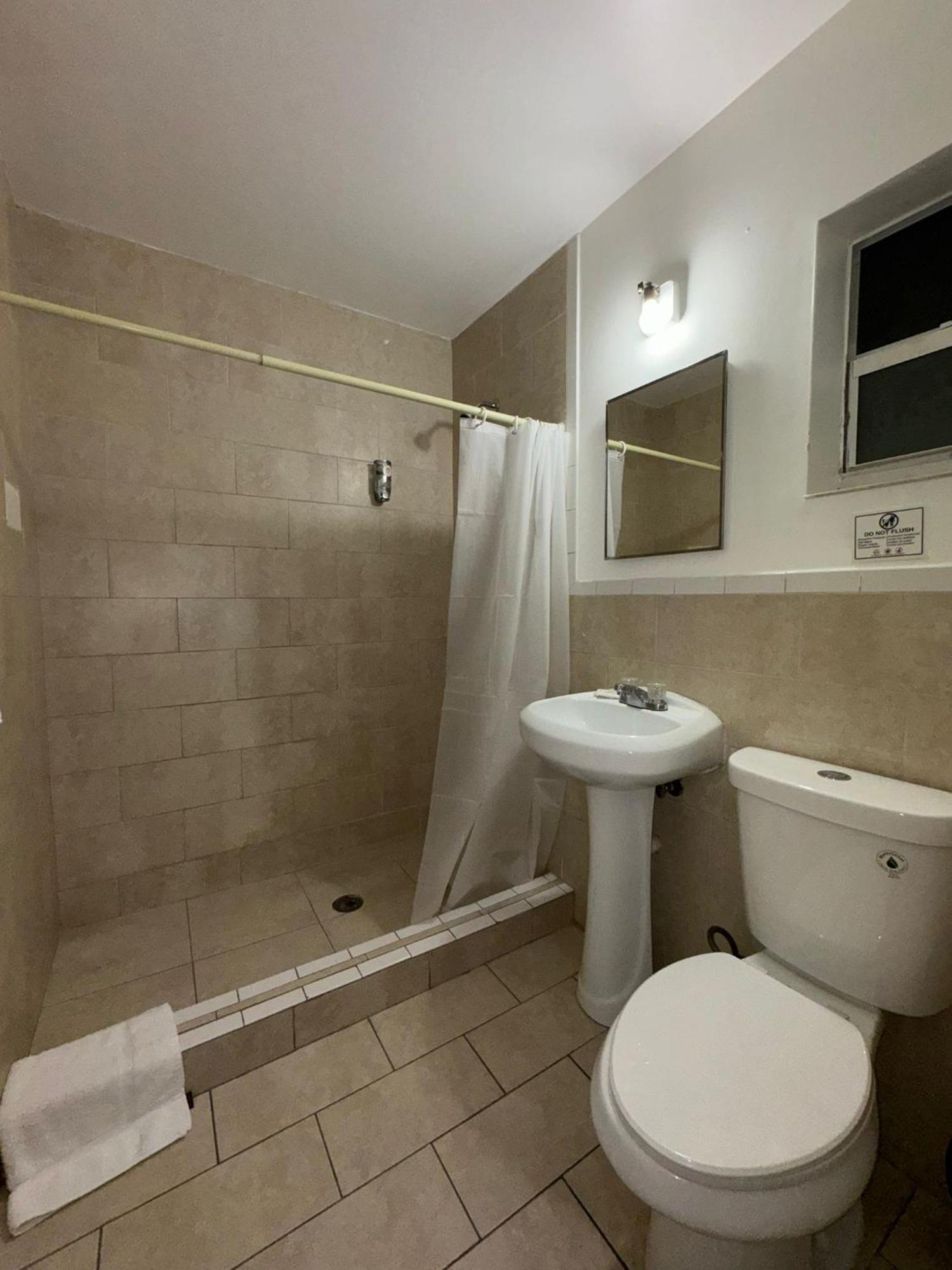 Hotel Rainbow - Miami - Little Havanna Extérieur photo